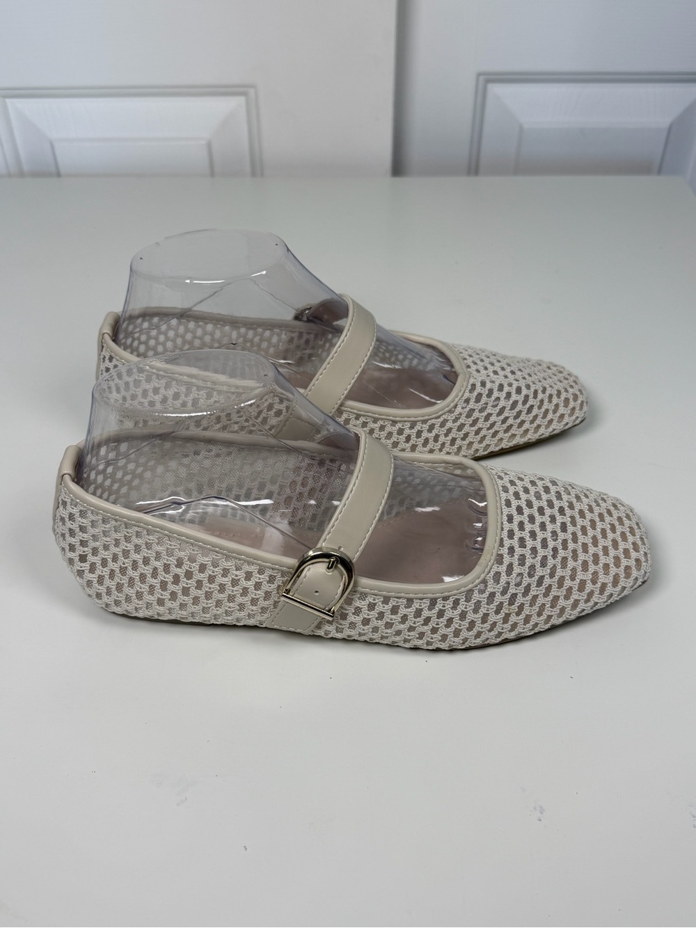 Madden‎ Girl Women's Beige Woven Buckle Mary Jane Flats Size 8